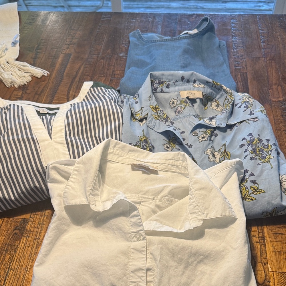 LOFT 4 blouses/ 1 Price!!